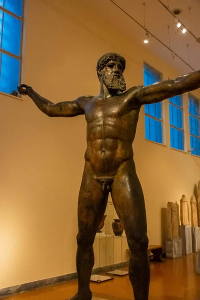 Atenas Grécia Dezembro 2021 Estátua Bronze Zeus Poseidon Museu Arqueológico — Fotografia de Stock