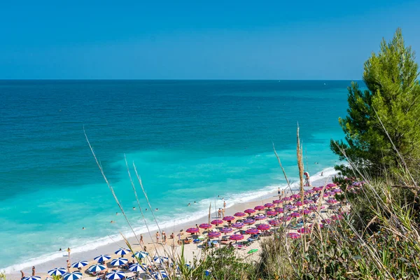 Sirolo Italy July 2021 Beautiful Sassi Neri Beach Conero Mount — Stock Photo, Image