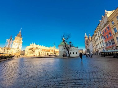 KRAKOW, POLAND, 7 HAZİRAN 2022: Krakow Şehir Merkezi