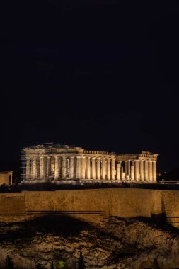 Parthenon ve Akropolis, Atina ve Yunanistan 'ın güzel gece manzarası