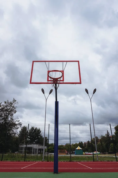 Баскетбольная Доска Улице Баскетбольная Площадка Улице — стоковое фото