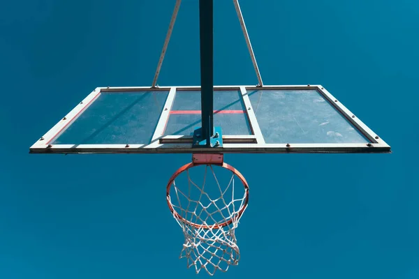 Basketball Shield Ring Basketball Ring Background Sky Basketball Court — Fotografia de Stock