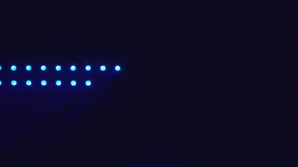 这是一个4K闪烁的舞灯表演 — 图库视频影像