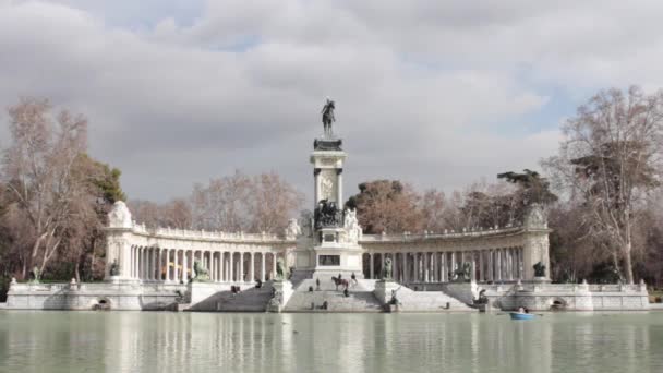 Monumento Alfonso Xii Madrid — Stockvideo