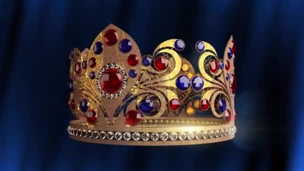 一顶金色的王冠 上面有闪闪发光的宝石 蓝色背景上的3D空间旋转着 — 图库视频影像