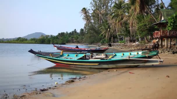 Barche Pesca Spiaggia Thailandia — Video Stock