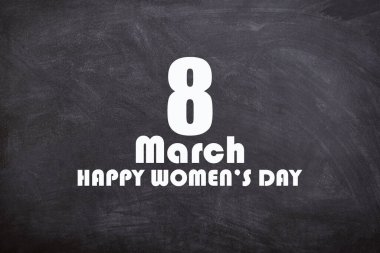 8 Mart ve mutlu kadınlar günü kadınlar günü için arka planda beyaz yazı.