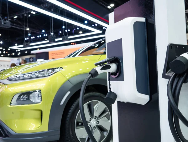Elektrikli araç şarj prizi araba temiz enerji bataryasını şarj etmek için Gelecek konsept için