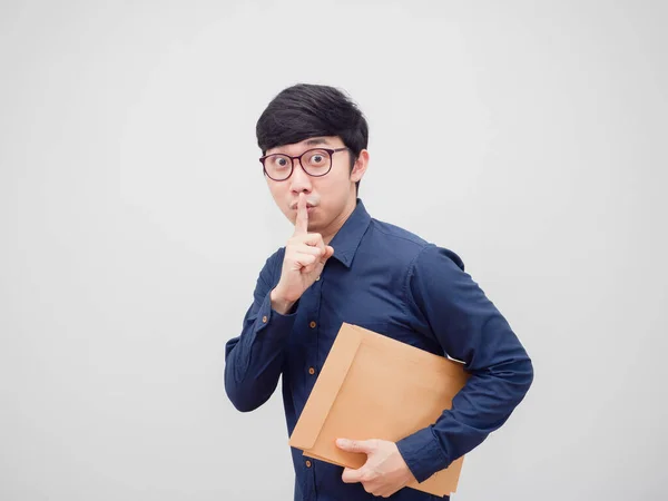 Asian Man Wearing Glasses Holding Document Envelope Hand Shh Escape — Foto de Stock