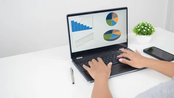 Hand Using Laptop Charts Graphs Business Screen Table Copy Space —  Fotos de Stock
