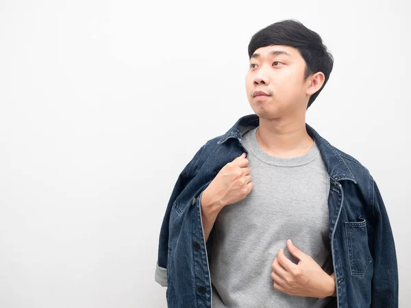 Asian Man Holding Jean Shirt Cover His Body Confident Looking — Fotografia de Stock