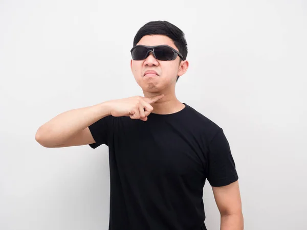 Man Wearing Sunglasses Angry Face Gesture Finger Kill You Concept — Zdjęcie stockowe