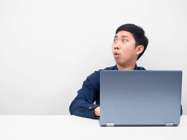 Man Sitting Laptop Table Looking Copy Space Feeling Shocked — Photo
