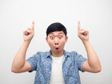 İnsan fotokopi uzayı karşısında şaşkın hisseder.