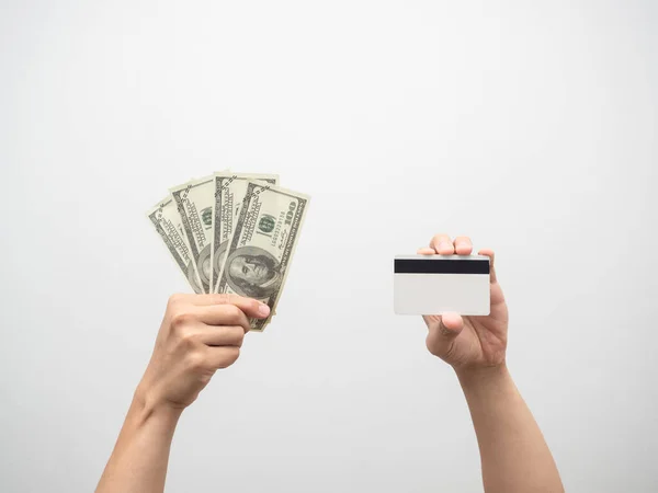 Vereinzelte Hand Die Geld Dollar Und Kreditkarte Hält — Stockfoto
