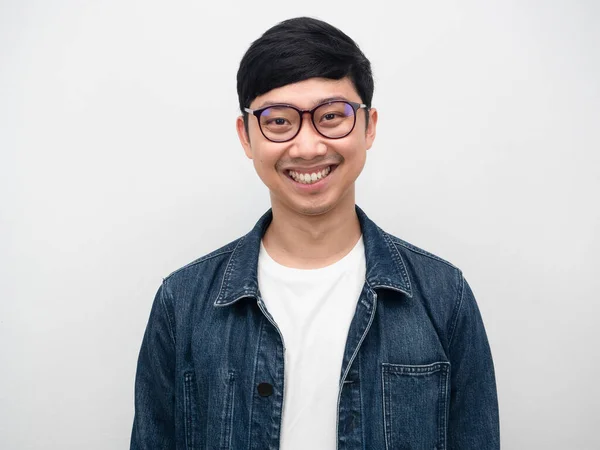 Retrato Bonito Homem Vestindo Óculos Jeans Camisa Ásia Homem Óculos — Fotografia de Stock