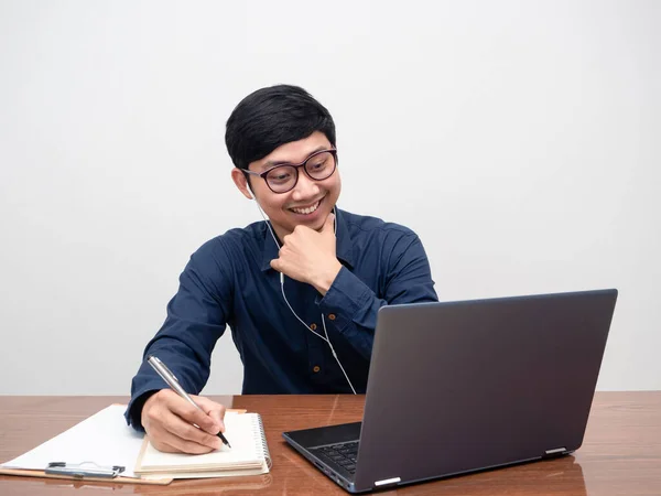 Young Man Wearing Earphone Working Laptop Table Man Working Workplace — Stock fotografie