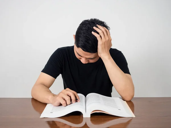 Asian Man Seriously Reading Text Book Test Feels Tried — Fotografia de Stock