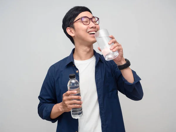 Asian Man Wear Glasses Drinking Water Good Healthy Isolated — Photo