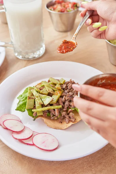 Girl Eating Delicious Typical Mexican Food Tacos Sopes Pastor Etc — Stock Photo, Image