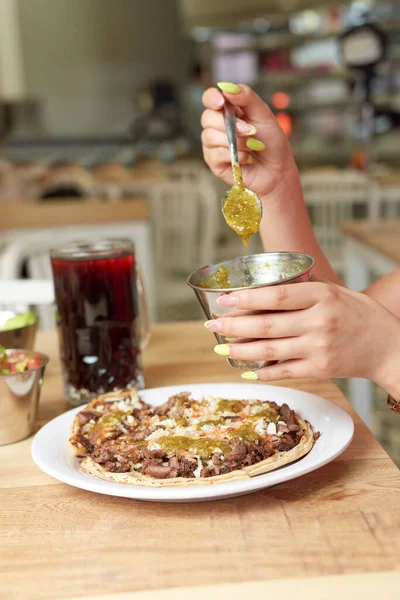 Girl Eating Delicious Typical Mexican Food Tacos Sopes Pastor Etc — Stock Photo, Image