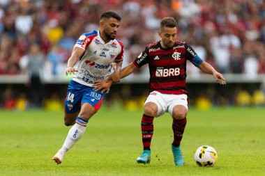 Flamengo takımından Everton Ribeiro, Brasileirao Serie A 2022 'nin bir parçası olarak Brezilya' nın başkenti Rio de Janeiro 'da oynanan maçta elendi. Bu oyun, Brasileirao 'nun 38 raundunun üçüncüsü için geçerlidir.