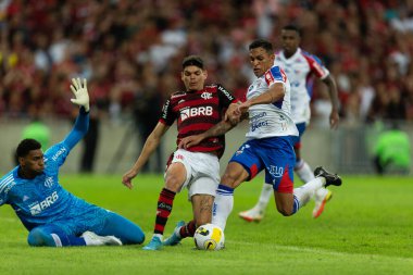 Brasileirao Serie A 2022 'nin bir parçası olarak Brezilya' nın Rio de Janeiro şehrindeki Maracana Stadyumu 'nda oynanan karşılaşma sırasında Fortaleza takımından Robson ile karşılaşmıştır. Bu oyun, Brasileirao Serie A 'nın 38 raundunun üçüncüsü için geçerlidir.