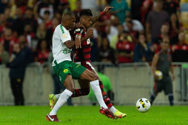 Flamengo 'dan Bruno Henrique, Brasileirao Serie A 2022' nin bir parçası olarak Brezilya 'nın Rio de Janeiro kentindeki Maracana Stadyumu' nda oynanan karşılaşma sırasında.