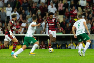 Flamengo ve Cuiaba arasında oynanan maçta Vitinho, Brasileirao Serie A 2022 'nin bir parçası olarak 15 Haziran 2022' de Brezilya 'nın Rio de Janeiro şehrinde Maracana Stadyumu' nda oynanmıştır..
