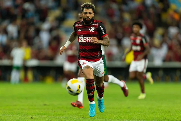 Flamengo 'dan Gabriel Barbosa, Brasileirao Serie A 2022' nin bir parçası olarak Brezilya 'nın başkenti Rio de Janeiro' da oynanan karşılaşma sırasında.