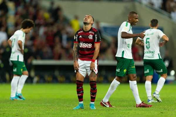 Flamengo 'dan Arrascaeta, Brasileirao Serie A 2022' nin bir parçası olarak Brezilya 'nın başkenti Rio de Janeiro' da oynanan karşılaşma sırasında Brezilya 'nın başkenti Maracana Stadyumu' nda oynanmıştır..