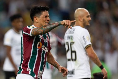 Fluminense Alman Kanosu, Brasileirao Serie A 2022 'nin bir parçası olarak Brezilya' nın Rio de Janeiro kentindeki Maracana Stadyumu 'nda oynanan Fluminense ve Korintliler maçını kutlar..