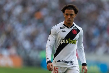 Vasco ve Sport arasında oynanan karşılaşma sırasında Vasco 'lu Figueiredo Brasileirao Serie B 2022' nin bir parçası olarak 3 Temmuz 2022 'de Brezilya' nın Rio de Janeiro şehrinde Maracana Stadyumu 'nda oynanmıştır..