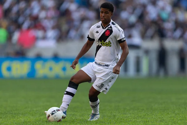 Vasco ile Sport arasında oynanan karşılaşma sırasında Vasco Raniel Brasileirao Serie B 2022 'nin bir parçası olarak 3 Temmuz 2022' de Brezilya 'nın Rio de Janeiro şehrinde Maracana Stadyumu' nda oynanmıştır..