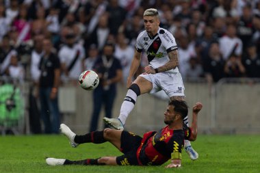 Vasco 'dan Gabriel Pec ile Brasileirao Serie B 2022' nin bir parçası olarak Brezilya 'nın Rio de Janeiro kentindeki Maracana Stadyumu' nda oynanan karşılaşma sırasında.