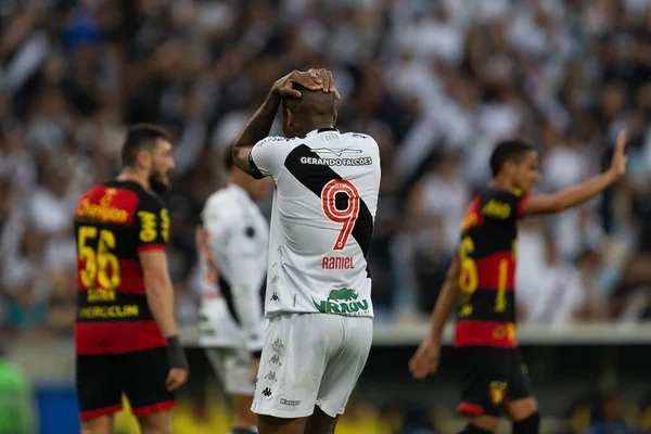 Vasco ile Sport arasında oynanan karşılaşma sırasında Vasco Raniel Brasileirao Serie B 2022 'nin bir parçası olarak 3 Temmuz 2022' de Brezilya 'nın Rio de Janeiro şehrinde Maracana Stadyumu' nda oynanmıştır..