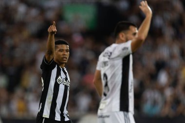 Botafogo ve Atletico-MG 'nin 17 Temmuz 2022' de Brezilya 'nın başkenti Rio de Janeiro' daki Maracana Stadyumu 'nda oynanan karşılaşma sırasında Botafogo' nun VINICIUS LOPES 'i.