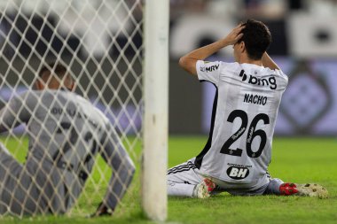 Atletico-MG takımından NACHO FERNANDEZ 17 Temmuz 2022 tarihinde Brezilya 'nın Rio de Janeiro şehrinde Brasileirao Serie A 2022' nin bir parçası olarak Botafogo ve Atletico-MG arasında oynanan karşılaşma sırasında.