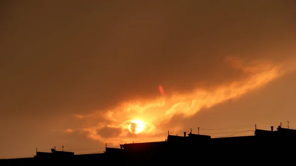 Vacker Solnedgång Över Himlen — Stockfoto