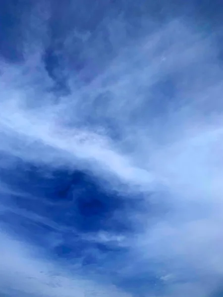 空の雲 自然の背景 — ストック写真