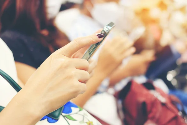 Hand Woman Text Message Smart Phone Technology Girl Using Cellphone — Stock Photo, Image