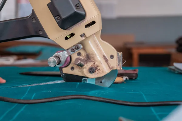 Disc Cutting Knife Cutting Fabric Sewing Workshop — Stock Fotó