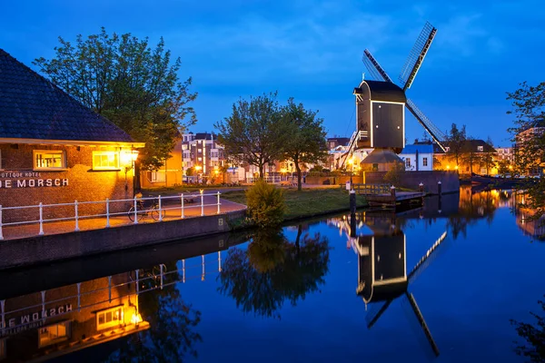 Leiden Nederländerna Maj 2017 Väderkvarn Put Leiden Nederländerna Leiden Staden — Stockfoto