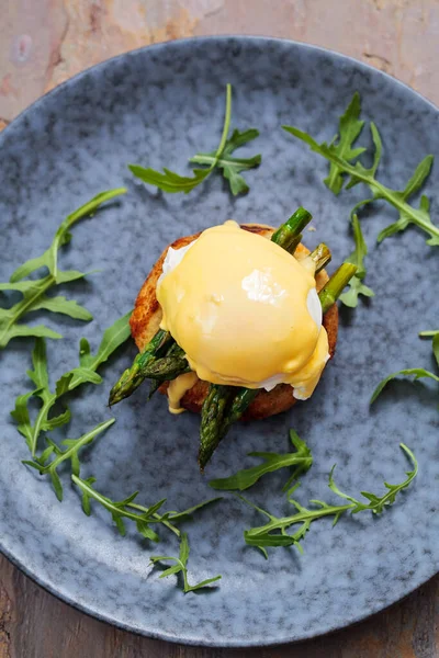 Fish Cake Asparagus Poached Egg Hollandaise Sauce — Stock Photo, Image