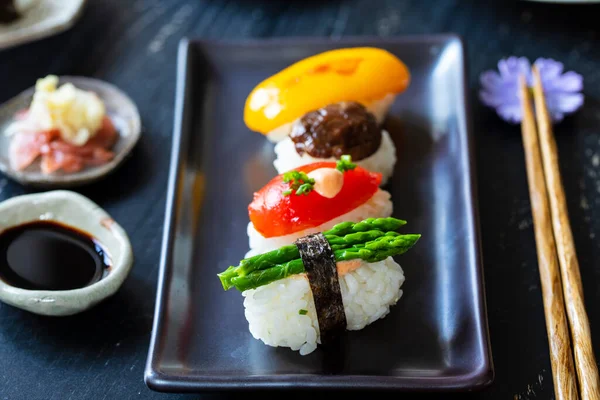 Vegan Sushi Tomato Mushroom Asparagus — 스톡 사진