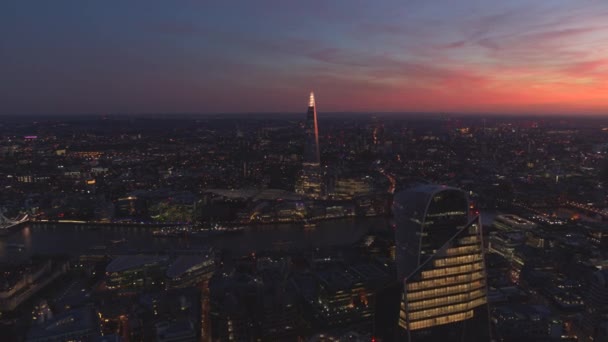 Luftaufnahmen Von London Die Die Skyline Bei Sonnenuntergang Zeigen Hochwertiges — Stockvideo