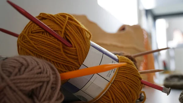 Needle Thread Knitting — Photo