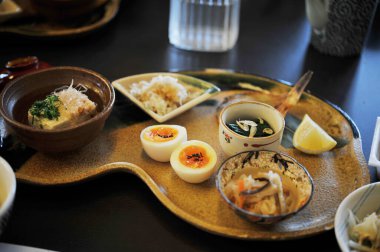 Zarif Japon Ryokan Kahvaltısı