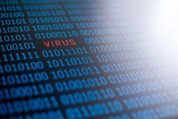 Virus Palabra Escrito Letras Rojas Sobre Fondo Código Binario Azul — Foto de Stock