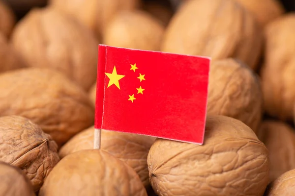 Čínská Vlajka Vlašských Ořeších Obchod Vlašskými Ořechy Pěstování Číně — Stock fotografie
